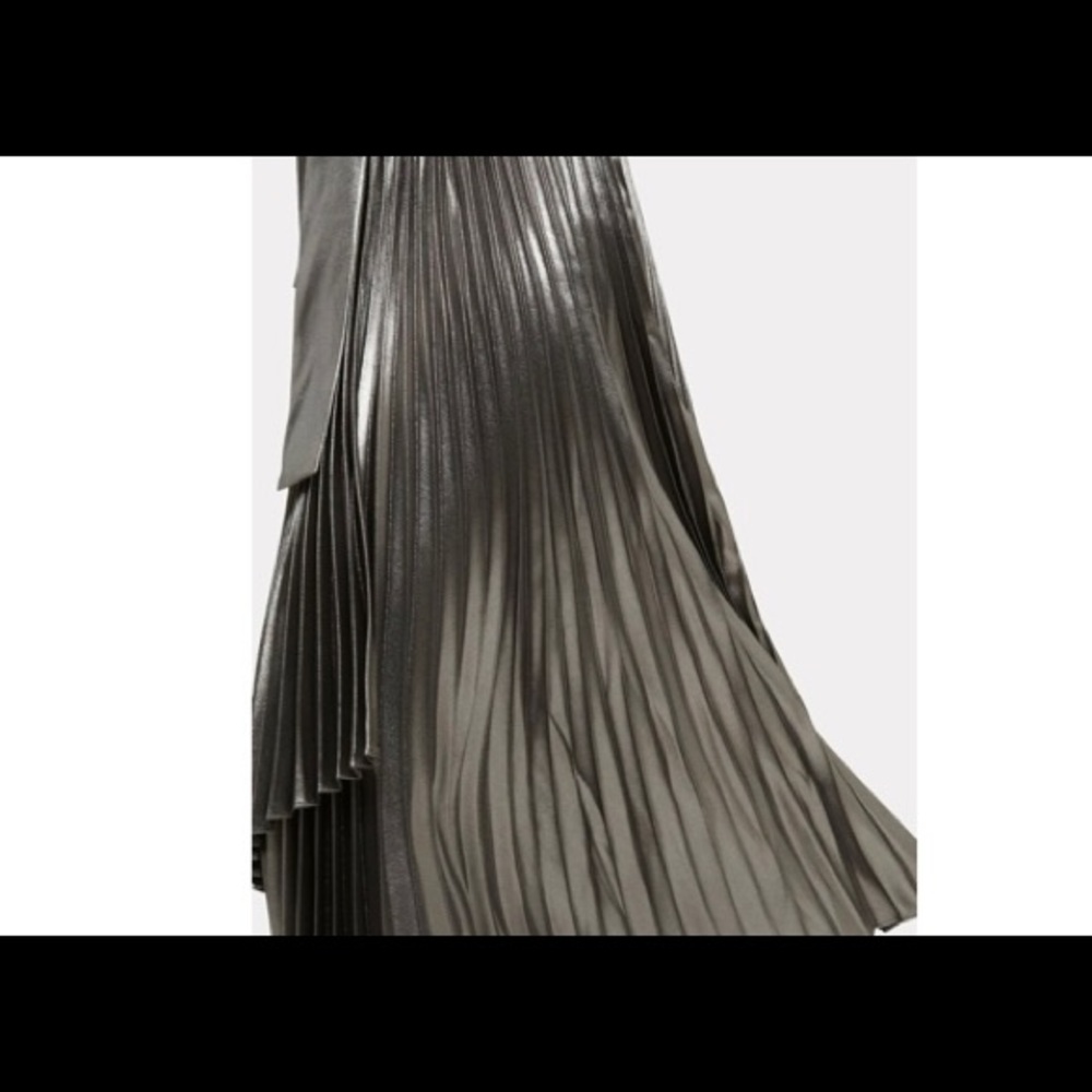 A.L.C intermix silver metallic pleated dress - Picture 2 of 7